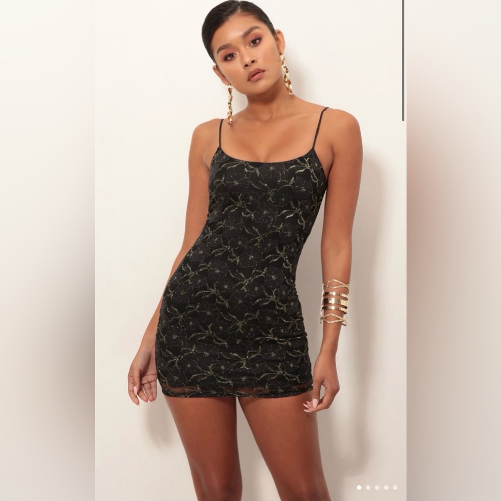 Black Gold Lace Bodycon Dress in Gold size S